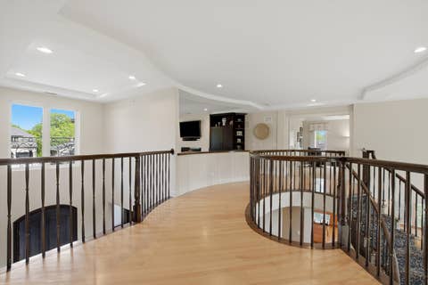Tiny photo for 809 Edgemont Lane, Park Ridge, IL 60068 (MLS # 12741481)