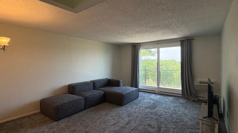 Tiny photo for 9701 N Dee Road N #6K, Niles, IL 60714 (MLS # 12709464)