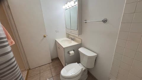 Tiny photo for 9701 N Dee Road N #6K, Niles, IL 60714 (MLS # 12709464)