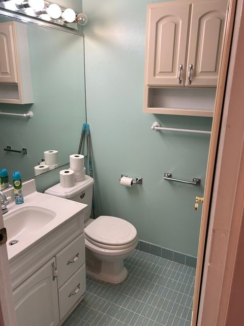 Tiny photo for 16 E Old Willow Road #405s, Prospect Heights, IL 60070 (MLS # 12441523)