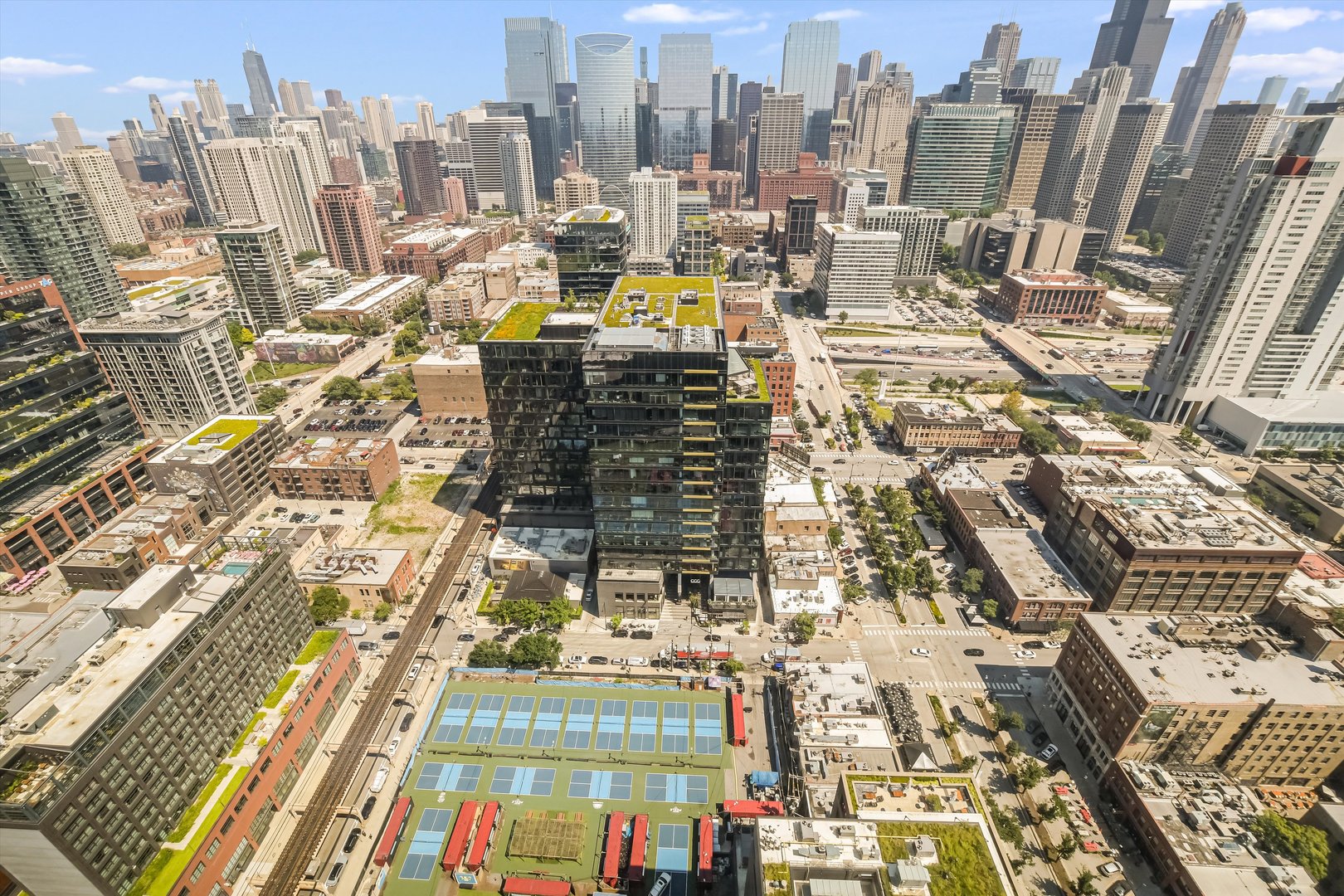 164 N Peoria Street 2504