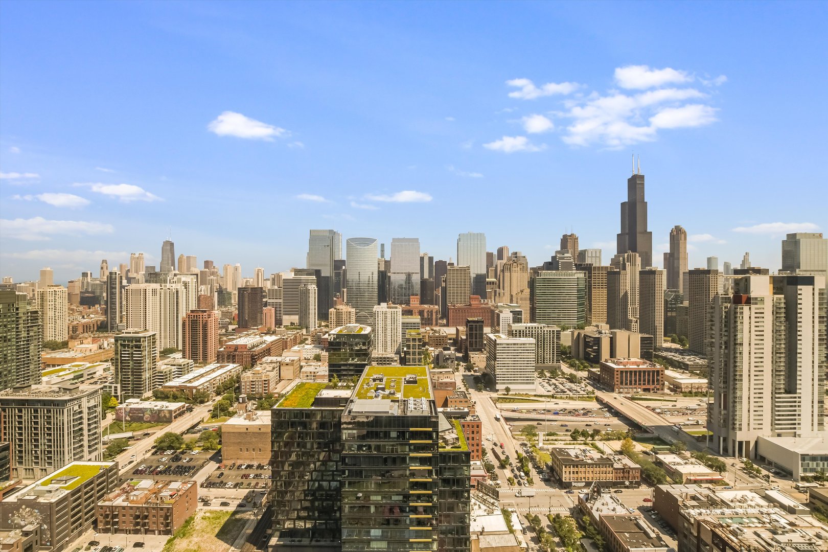 164 N Peoria Street 2504