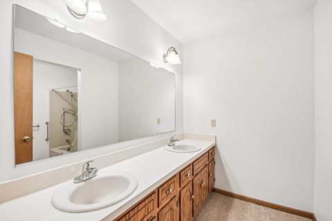 Tiny photo for 204 Carriage Drive, Morris, IL 60450 (MLS # 12646365)