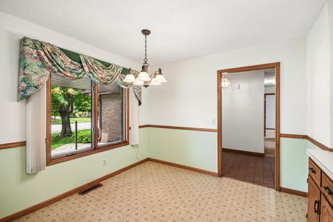 Tiny photo for 204 Carriage Drive, Morris, IL 60450 (MLS # 12646365)