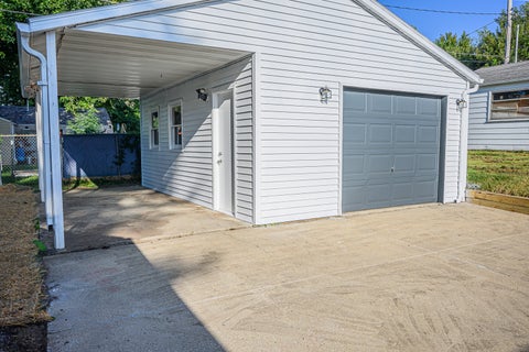 Tiny photo for 3019 Robert Street, Bloomington, IL 61704 (MLS # 12732326)