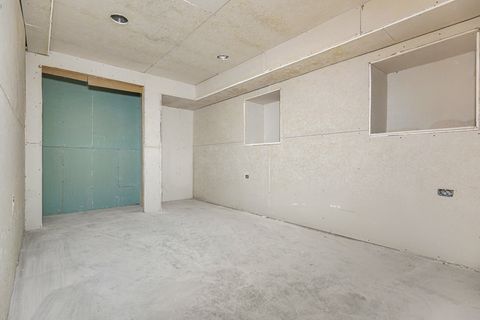 Tiny photo for 1904 W Berwyn Avenue, Chicago, IL 60640 (MLS # 12582087)