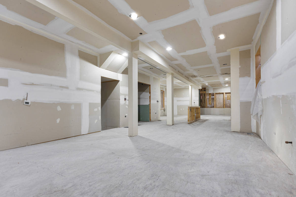 1904 W Berwyn Avenue