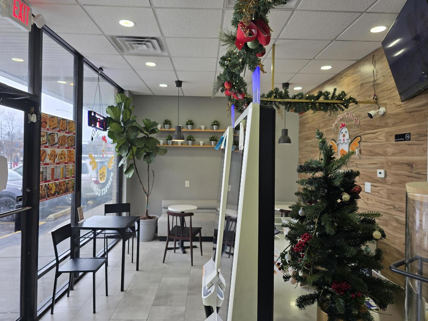 6214 N Western Avenue