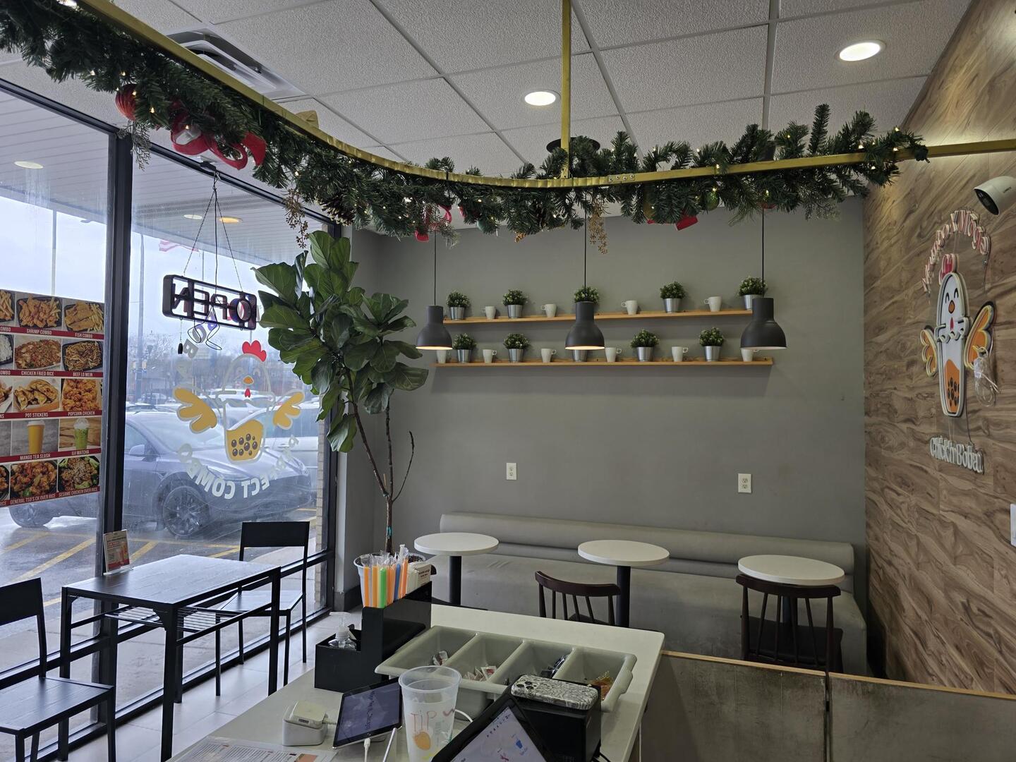 6214 N Western Avenue