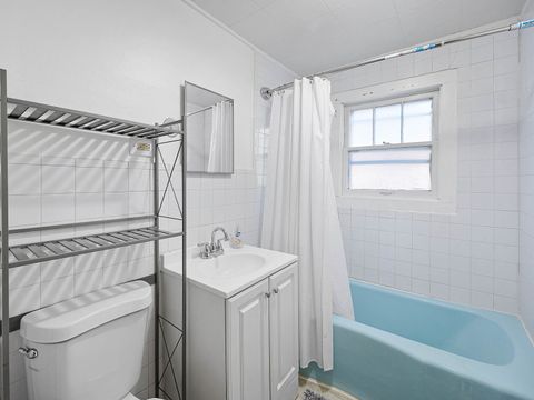 Tiny photo for 281 E North End Avenue, Elmhurst, IL 60126 (MLS # 12496174)