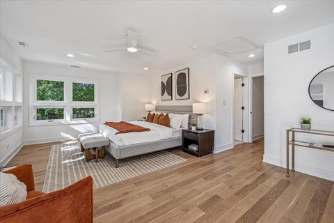 Tiny photo for 1077 Green Bay Road, Glencoe, IL 60022 (MLS # 12505588)