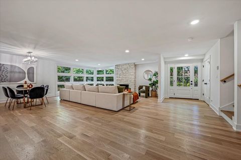 Tiny photo for 1077 Green Bay Road, Glencoe, IL 60022 (MLS # 12505588)