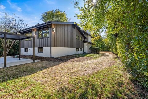 Tiny photo for 1077 Green Bay Road, Glencoe, IL 60022 (MLS # 12505588)