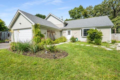 Photo of 11402 Halma Lane, Woodstock, IL 60098 (MLS # 12657905)