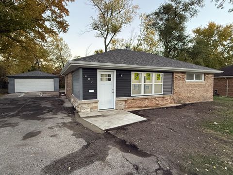 Photo of 307 OSAGE Street, Park Forest, IL 60466 (MLS # 12510261)
