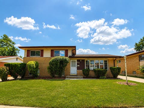 Photo of 64 Peyton Drive, Chicago Heights, IL 60411 (MLS # 12727949)