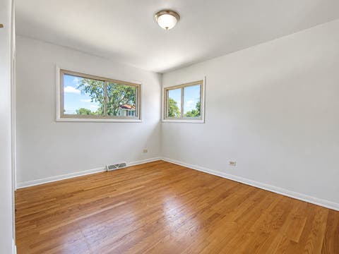 Tiny photo for 64 Peyton Drive, Chicago Heights, IL 60411 (MLS # 12727949)