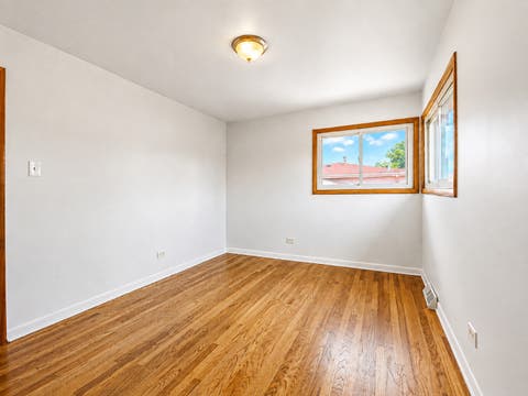 Tiny photo for 64 Peyton Drive, Chicago Heights, IL 60411 (MLS # 12727949)