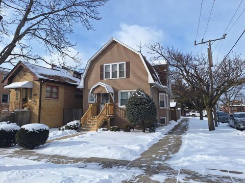 Tiny photo for 2516 N 72nd Court, Elmwood Park, IL 60707 (MLS # 12559892)