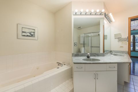 Tiny photo for 1956 N Lake Arlington Drive, Arlington Heights, IL 60004 (MLS # 12497172)