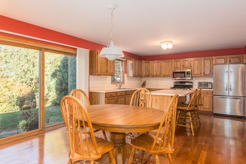 Tiny photo for 1956 N Lake Arlington Drive, Arlington Heights, IL 60004 (MLS # 12497172)