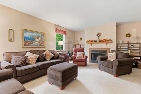 Tiny photo for 66 W Lindsay Drive, Round Lake Beach, IL 60073 (MLS # 12476081)