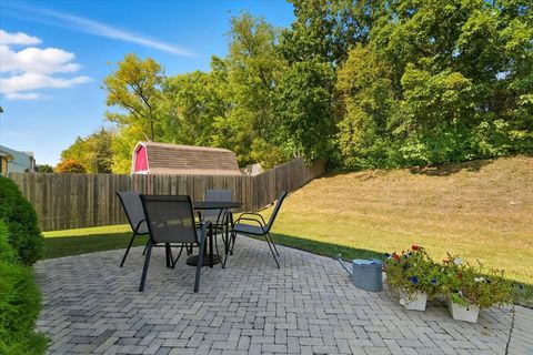 Tiny photo for 66 W Lindsay Drive, Round Lake Beach, IL 60073 (MLS # 12476081)