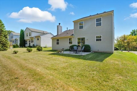 Tiny photo for 66 W Lindsay Drive, Round Lake Beach, IL 60073 (MLS # 12476081)