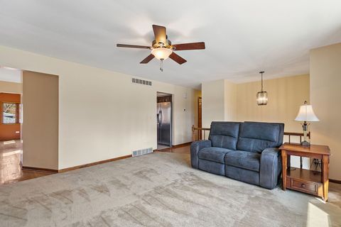 Tiny photo for 47 Lockman Circle, Elgin, IL 60123 (MLS # 12597495)