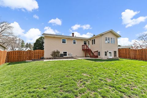 Tiny photo for 47 Lockman Circle, Elgin, IL 60123 (MLS # 12597495)