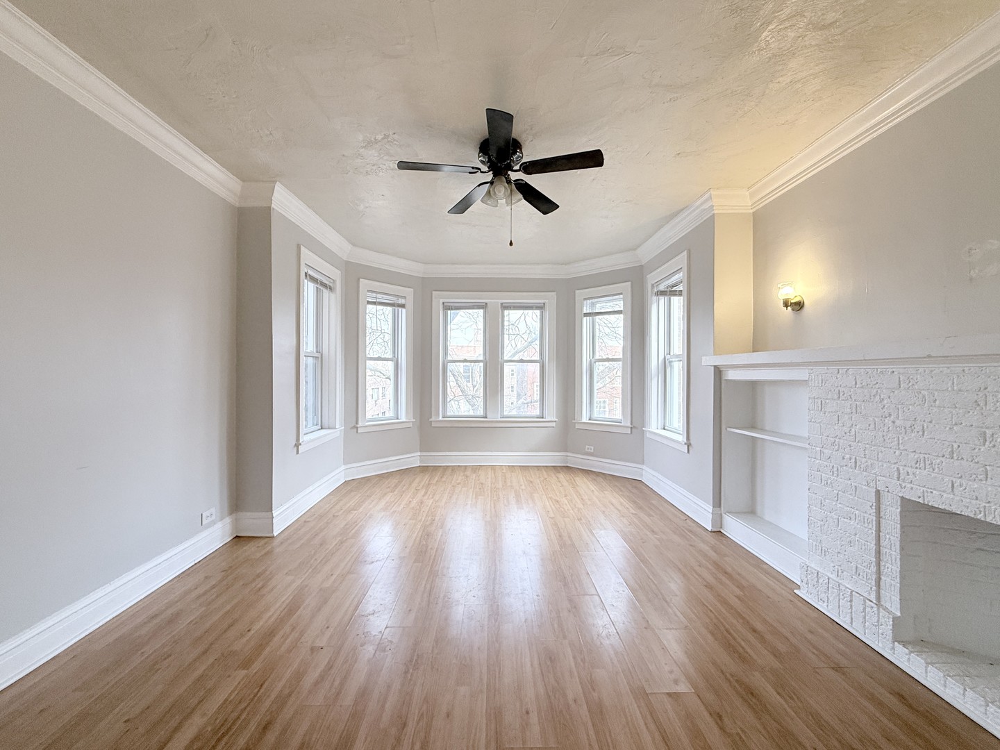 8216 S Maryland Avenue