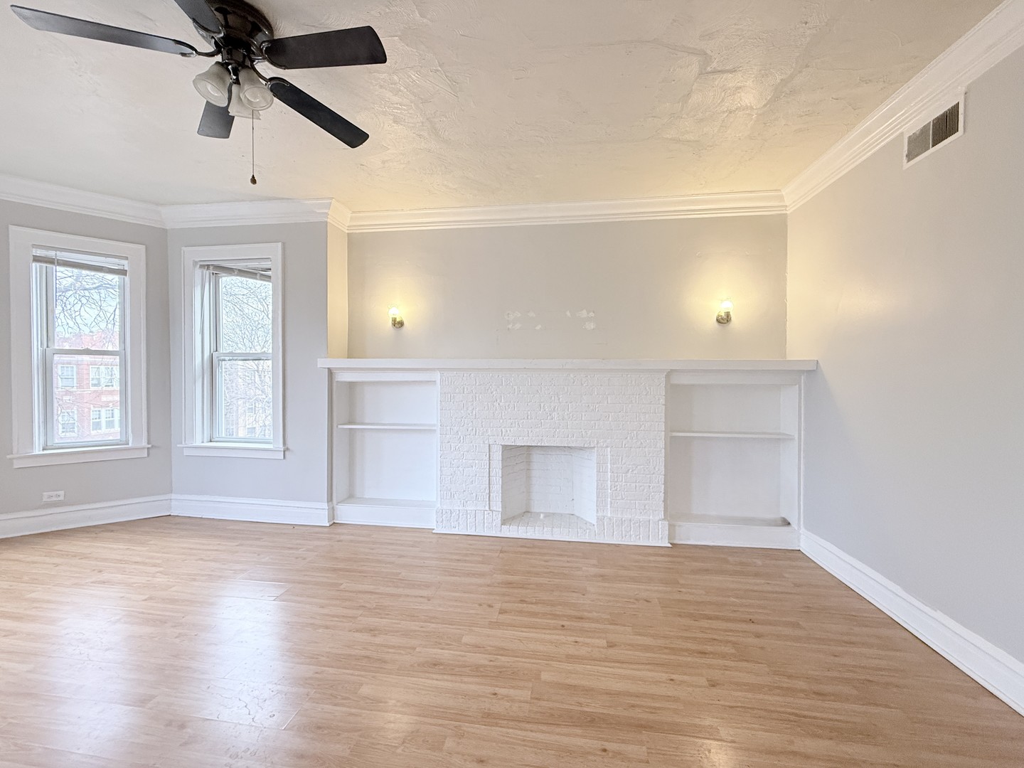 8216 S Maryland Avenue