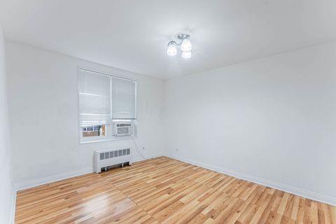 Tiny photo for 6035 N Damen Avenue #109, Chicago, IL 60659 (MLS # 12606358)