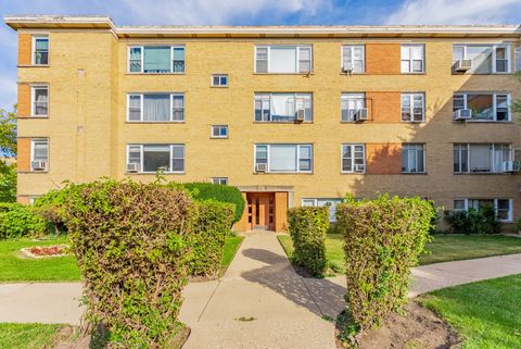 Photo of 6035 N Damen Avenue #109, Chicago, IL 60659 (MLS # 12606358)