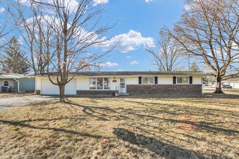 Photo of 209 W Strong Street, Tolono, IL 61880 (MLS # 12572788)