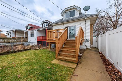 Tiny photo for 6258 W Patterson Avenue, Chicago, IL 60634 (MLS # 12590164)