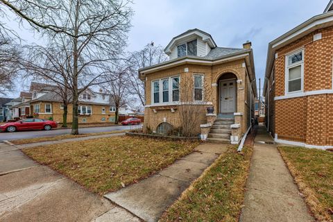 Tiny photo for 6258 W Patterson Avenue, Chicago, IL 60634 (MLS # 12590164)