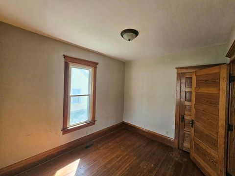Tiny photo for 602 NE 2nd Street, Aledo, IL 61231 (MLS # 12623120)