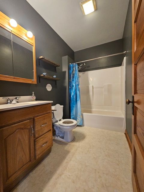 Tiny photo for 602 NE 2nd Street, Aledo, IL 61231 (MLS # 12623120)