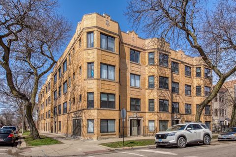 1906 N Whipple Street 103 Chicago IL 60647