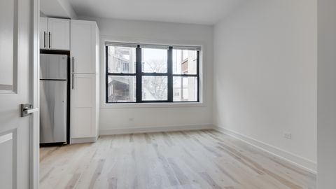 1906 N Whipple Street 103