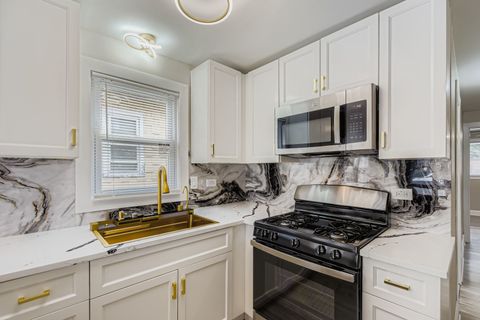 Tiny photo for 10046 S Indiana Avenue, Chicago, IL 60628 (MLS # 12481015)