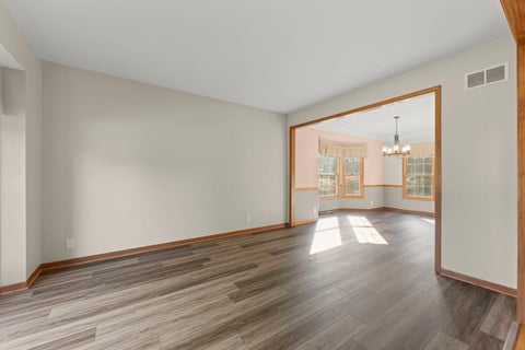 Tiny photo for 918 Elm Street, Sugar Grove, IL 60554 (MLS # 12766091)