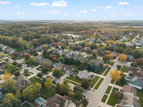 Tiny photo for 918 Elm Street, Sugar Grove, IL 60554 (MLS # 12766091)