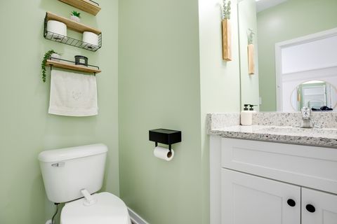 Tiny photo for 1021 Gillespie Lane, Yorkville, IL 60560 (MLS # 12596586)