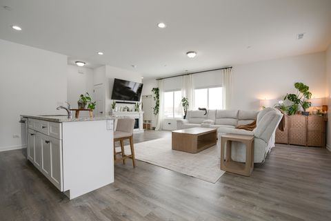 Tiny photo for 1021 Gillespie Lane, Yorkville, IL 60560 (MLS # 12596586)