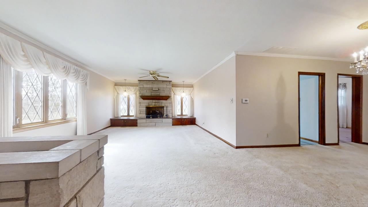20038 N County Road 2350e