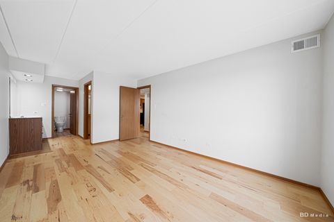 Tiny photo for 13240 W Circle Drive Parkway #304, Crestwood, IL 60418 (MLS # 12607746)