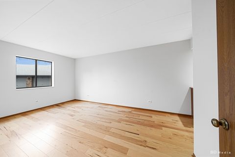 Tiny photo for 13240 W Circle Drive Parkway #304, Crestwood, IL 60418 (MLS # 12607746)