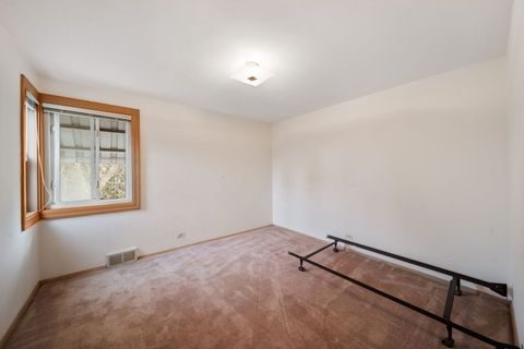 Tiny photo for 2619 York Road, Oak Brook, IL 60523 (MLS # 12523036)